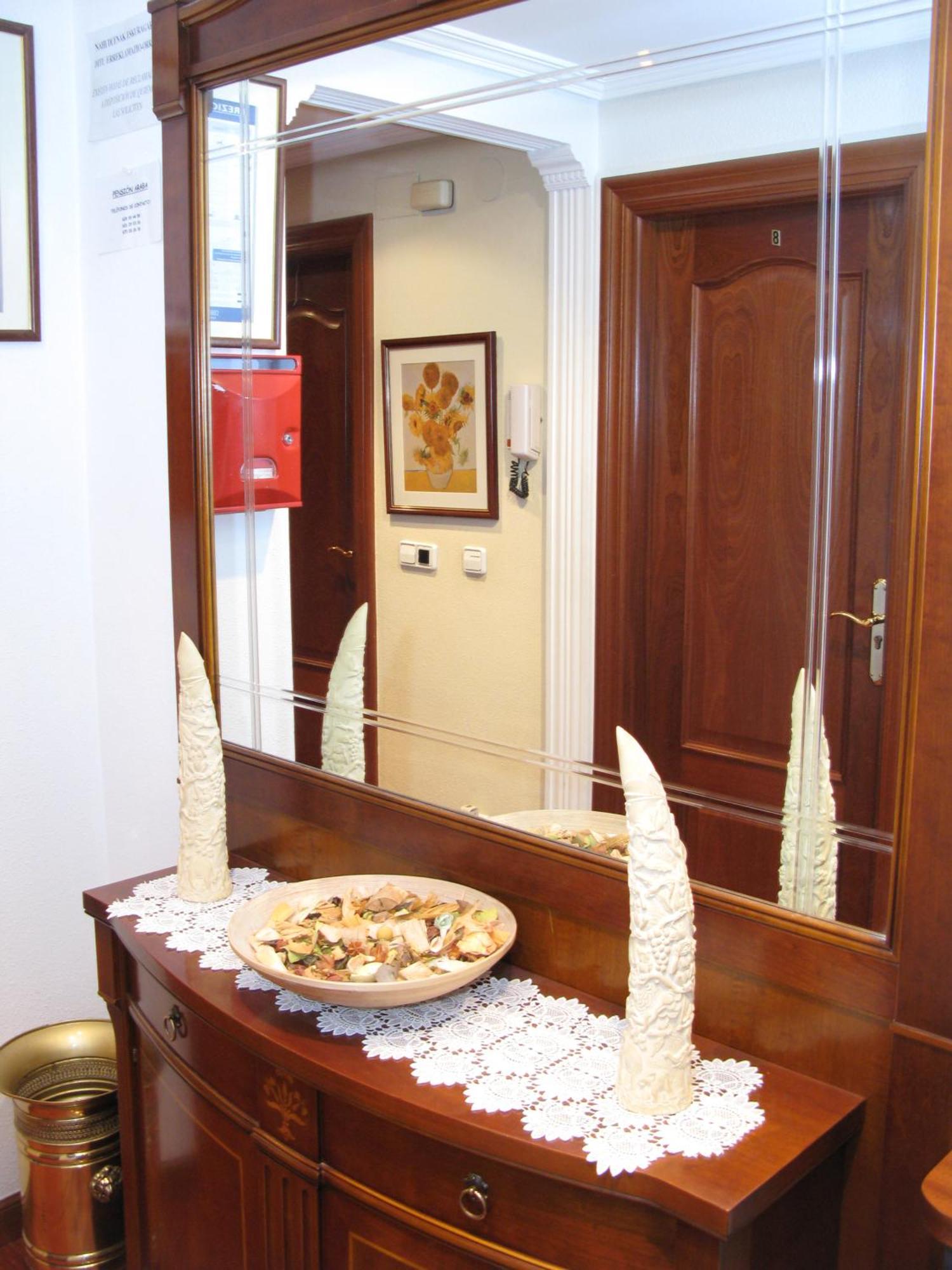 Pension Araba Vitoria-Gasteiz Buitenkant foto