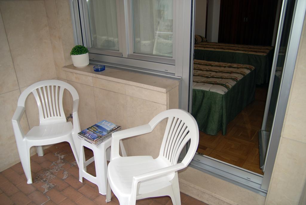 Pension Araba Vitoria-Gasteiz Buitenkant foto