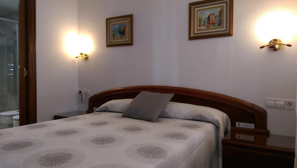 Pension Araba Vitoria-Gasteiz Buitenkant foto