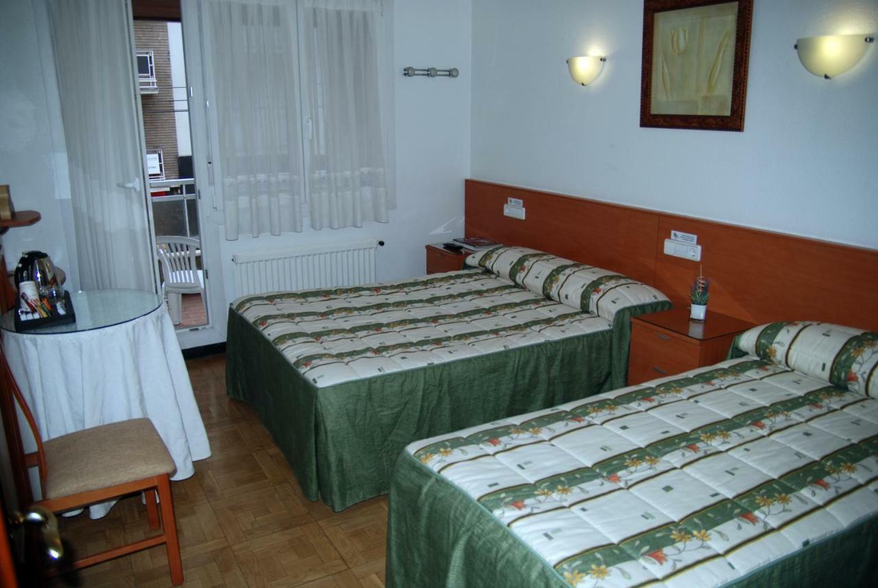 Pension Araba Vitoria-Gasteiz Buitenkant foto